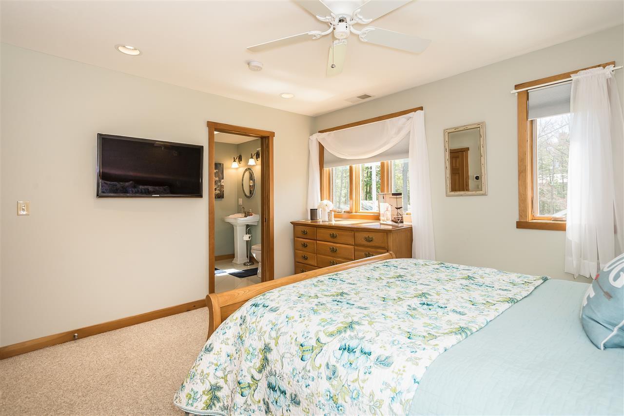 61 Harris Shore Rd