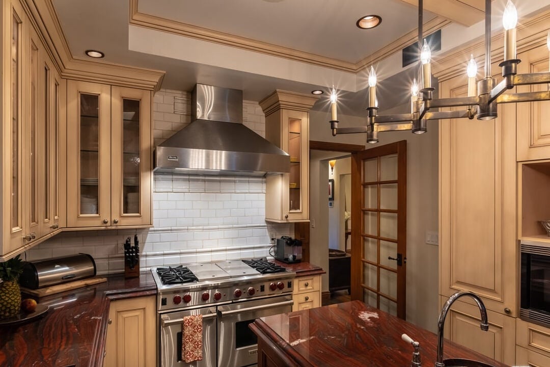 San Vicente Blvd, 90402