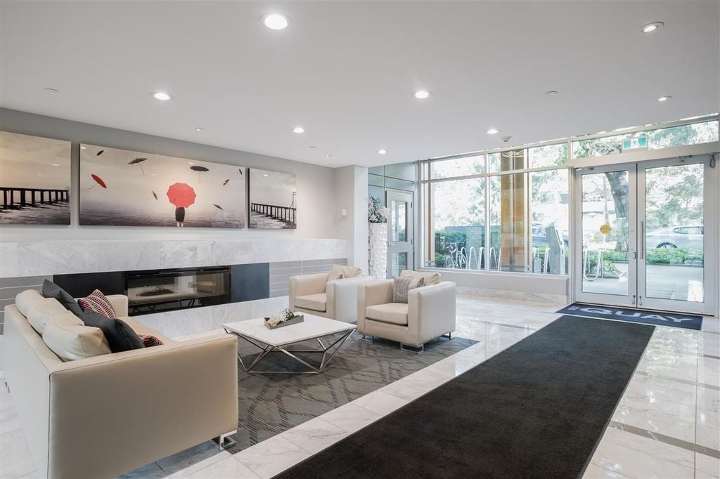 255 W 1st St, #510