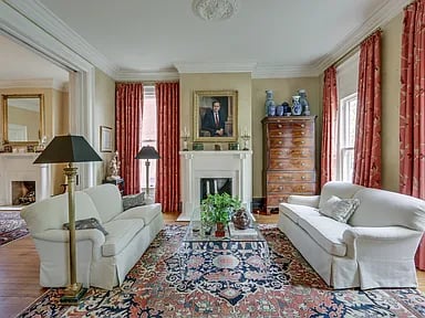 230 3rd Ave S