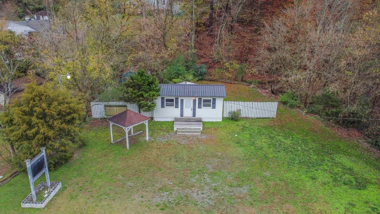2303 Roane State Highway