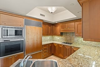 2777 Paradise Rd #1208