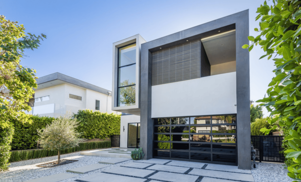 Stunning contemporary compound