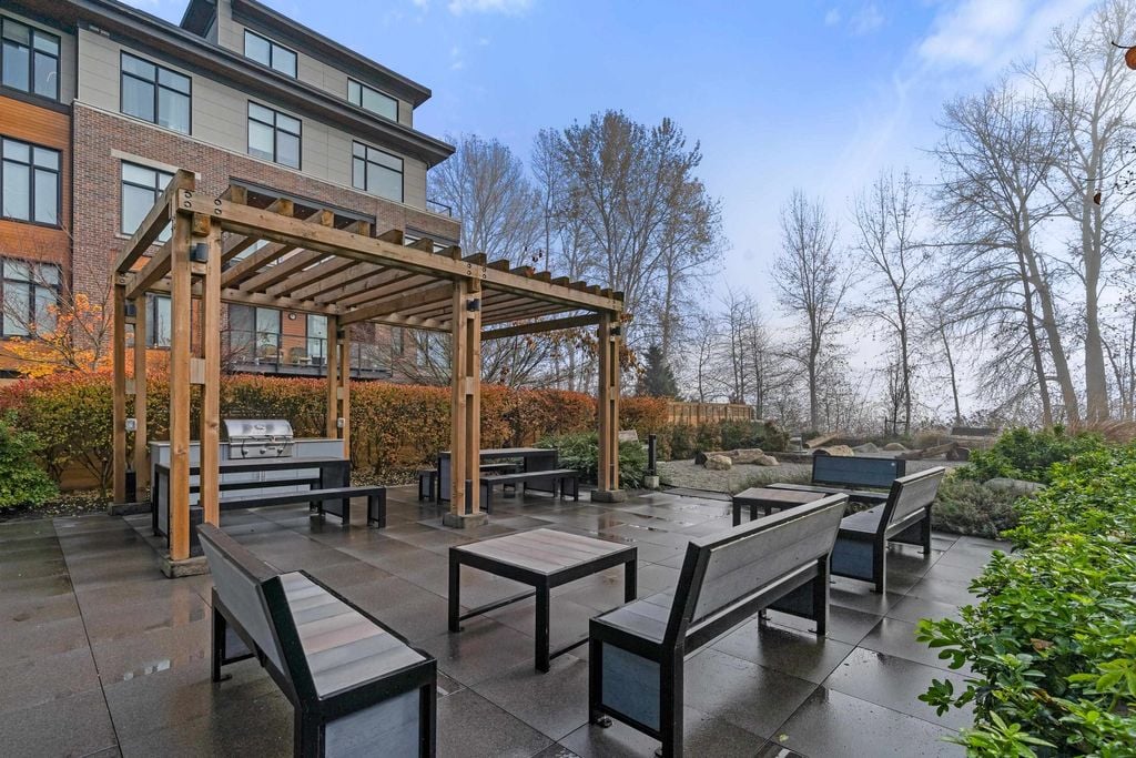 300 Salter St, #310
