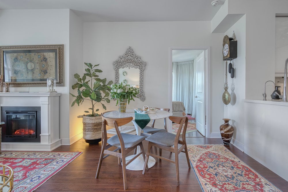 60 Absolute Avenue 1507