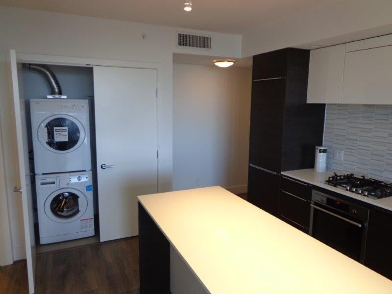 1501-5233 Gilbert Rd