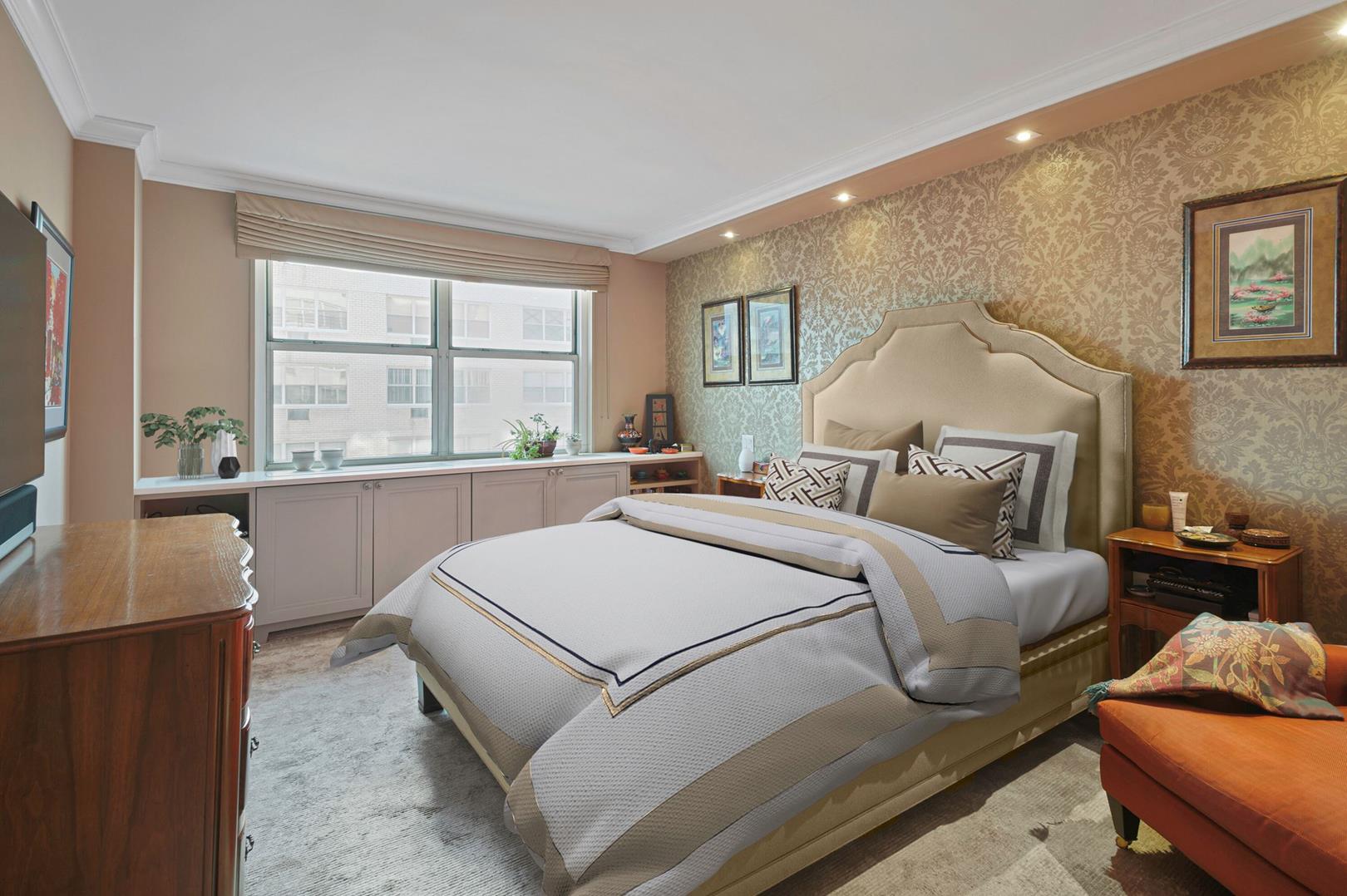 315 East 70th Street, Apt 9-G