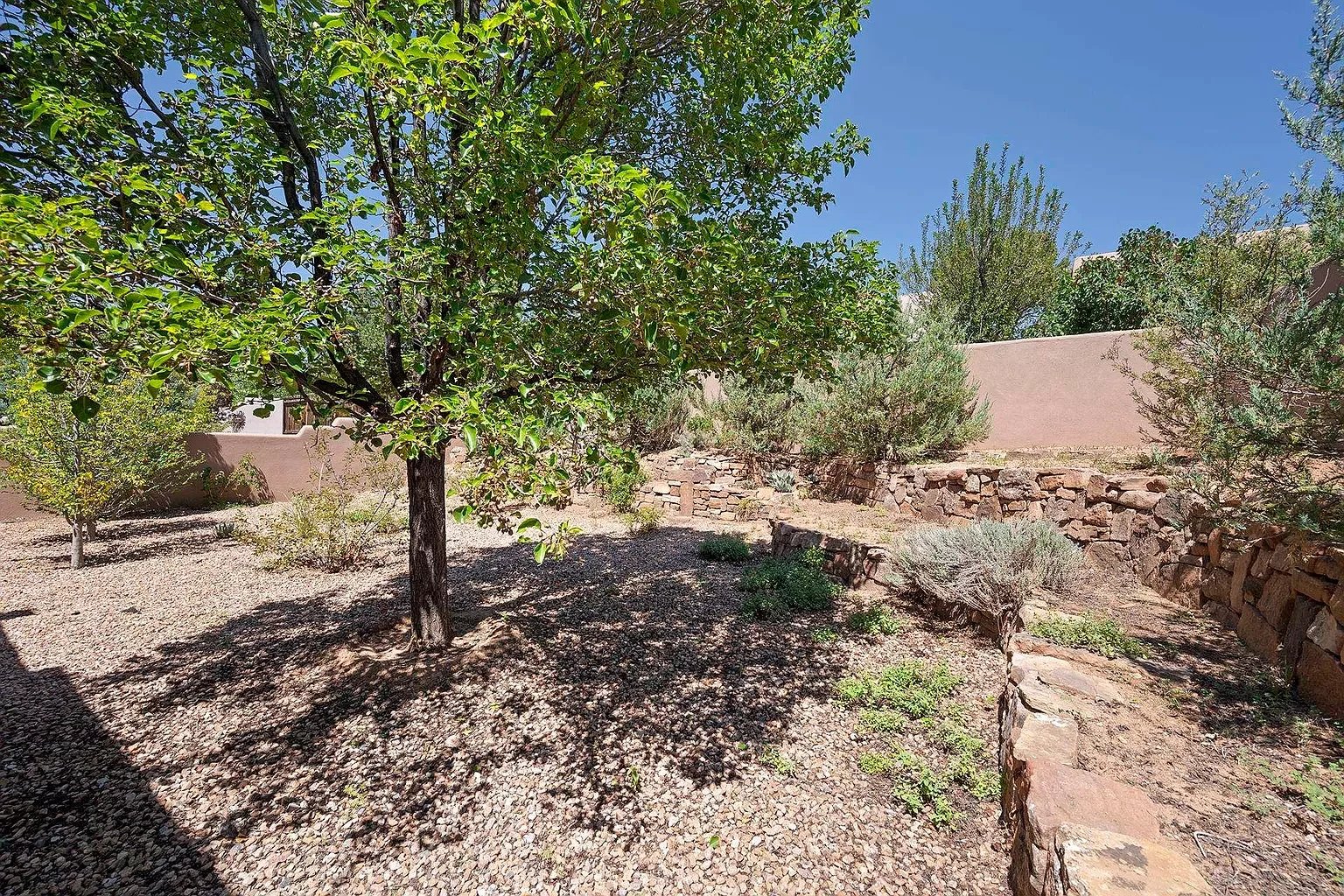 2853 Pueblo Jacona