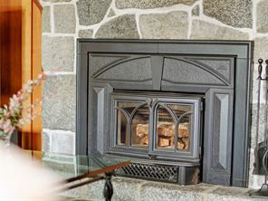 3900 Cadboro Bay Rd