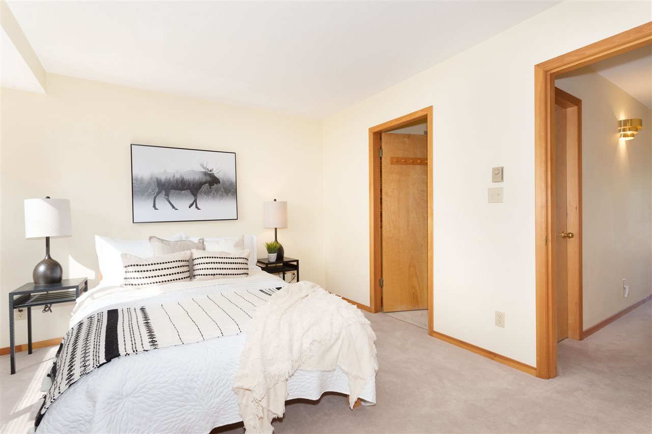 111-1200 Alta Lake Rd