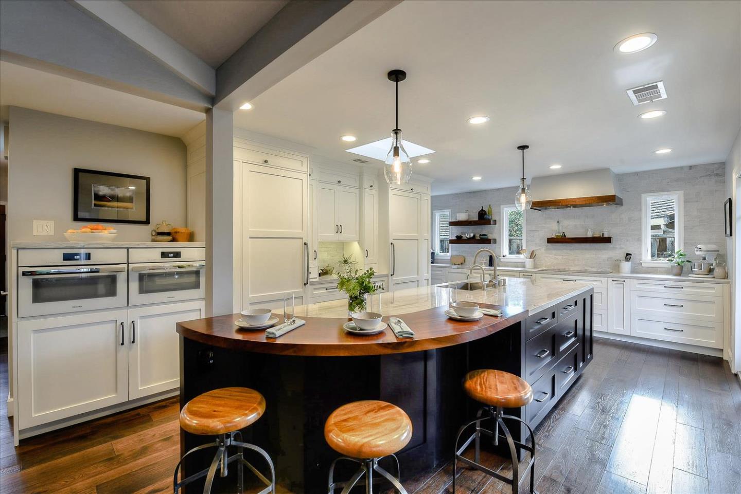 2406 Villa Nueva Way
