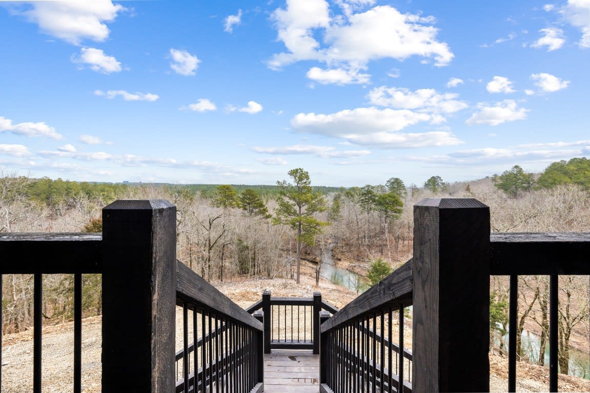 203 Ironwood Creek Trl