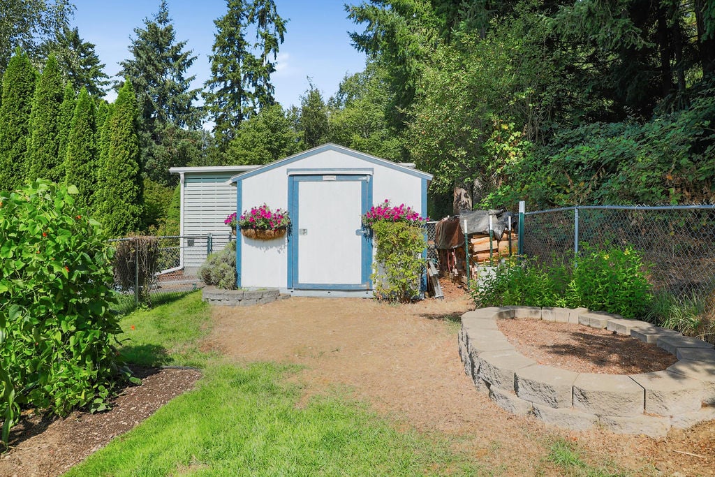 3055 NW Colonial Lane