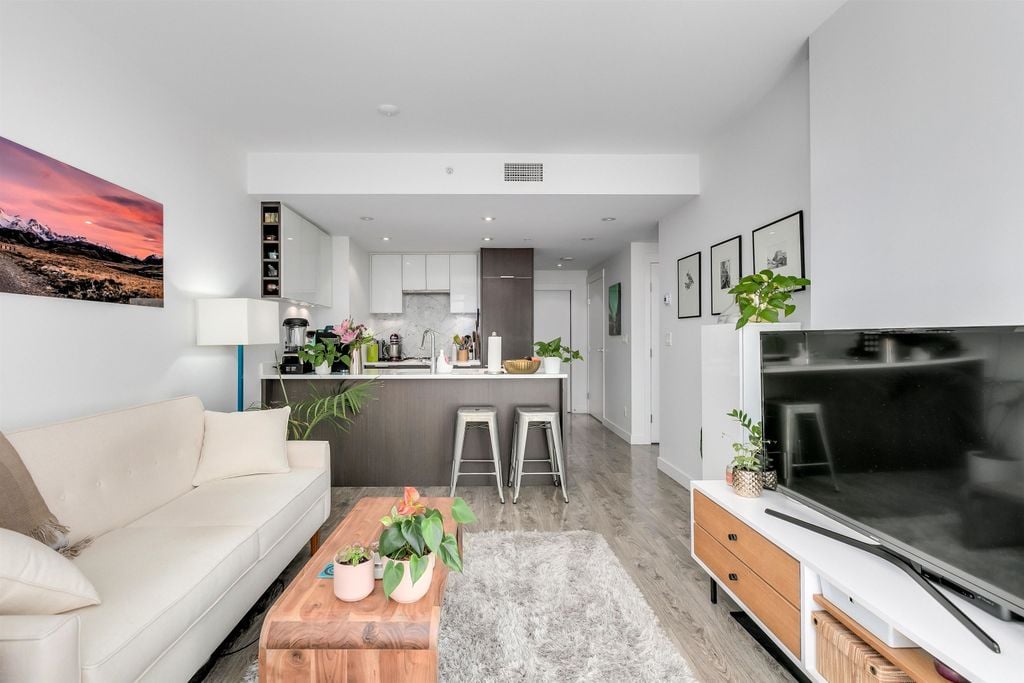110 Switchmen St, #301