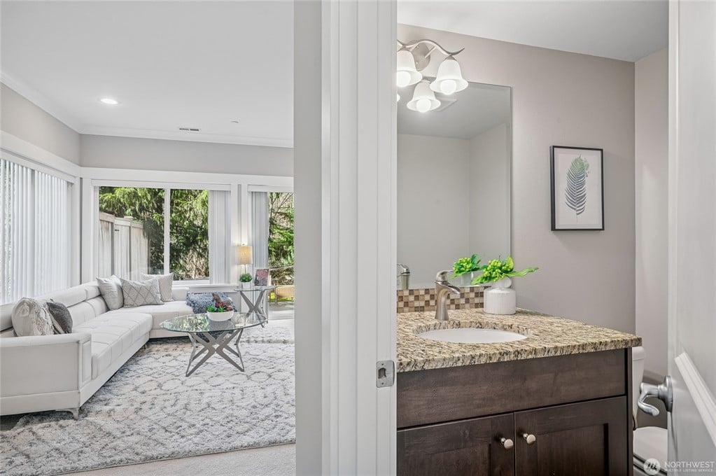 900 228th Avenue NE Unit: 16C
