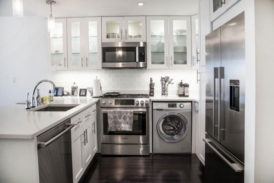 330 East 38th Street, Apt 43-P