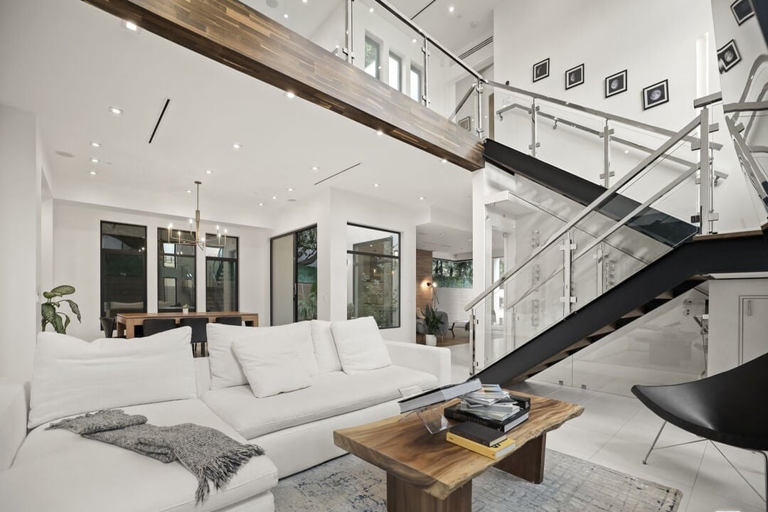 N Crescent Heights Blvd, 90046