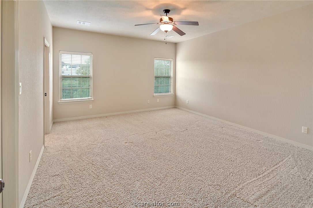 1414 Crescent Ridge Dr