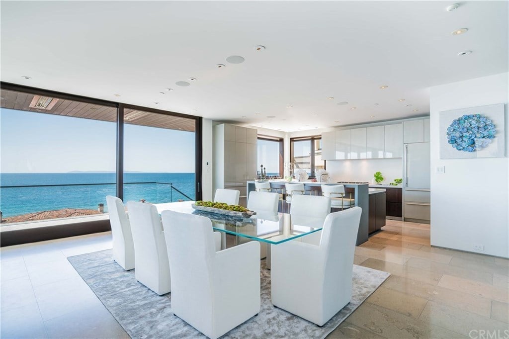 43 Beach View