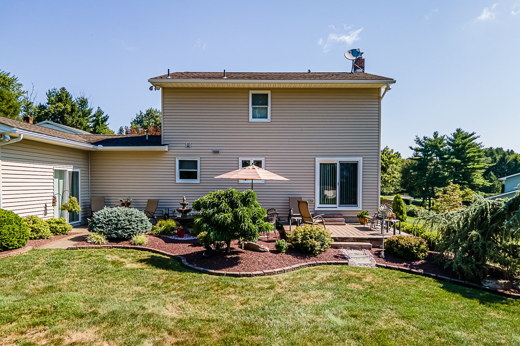 2785 Hill Drive