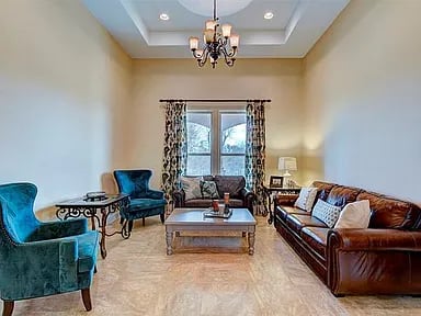 390 Teal Lane