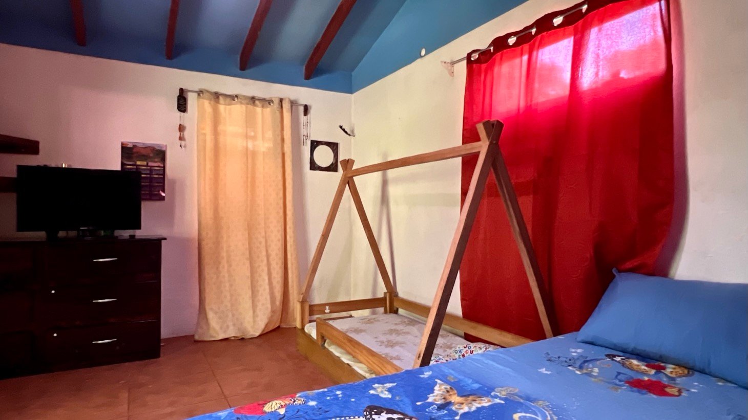 Tropical River Property with Cabinas, Pool & Event Space in Ojochal