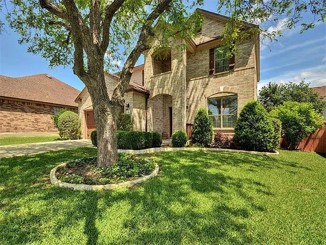 328 Island Oak Dr