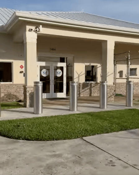 Big News Vero Beach Airport now has US Customs no need to go to Fort Pierce this huge!!!
