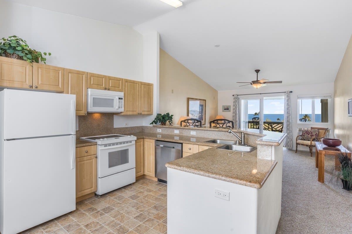 75-6009 Alii Drive, Unit F22