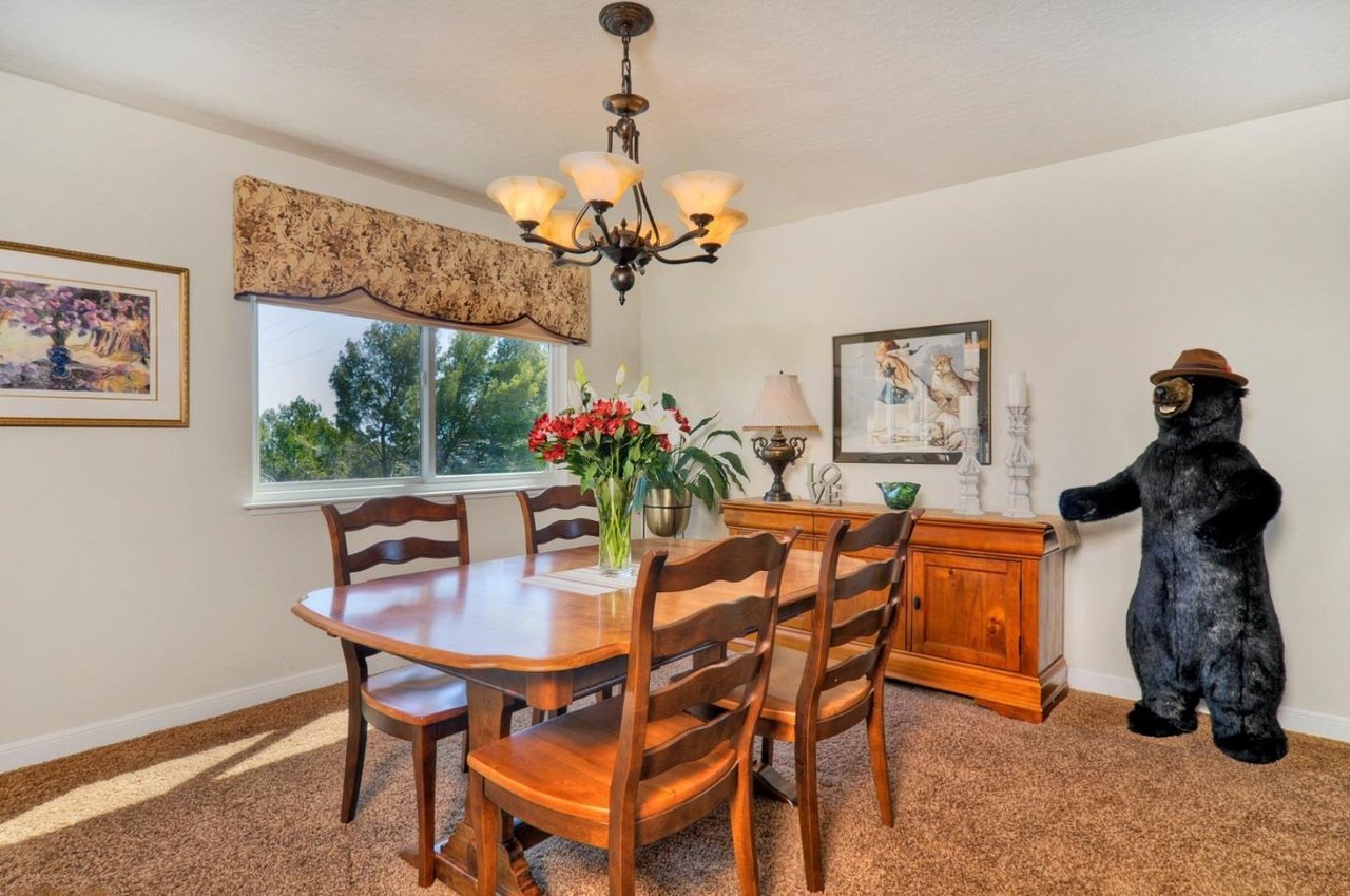 1001 Crestview Drive