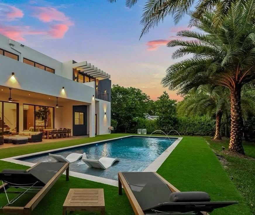 7660 SW 124th Street