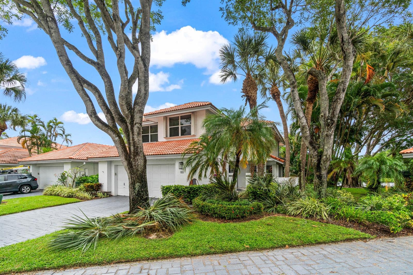 2011 NW 53rd St