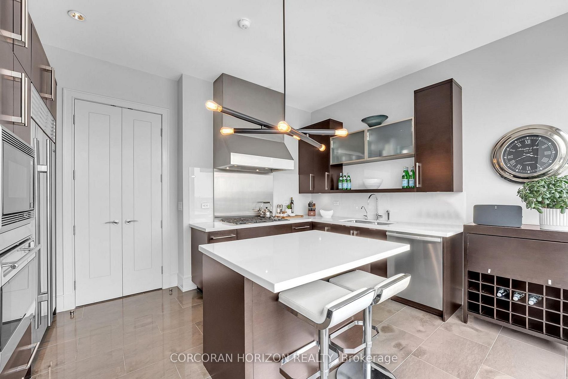LUXURY LIVING AT THE RITZ