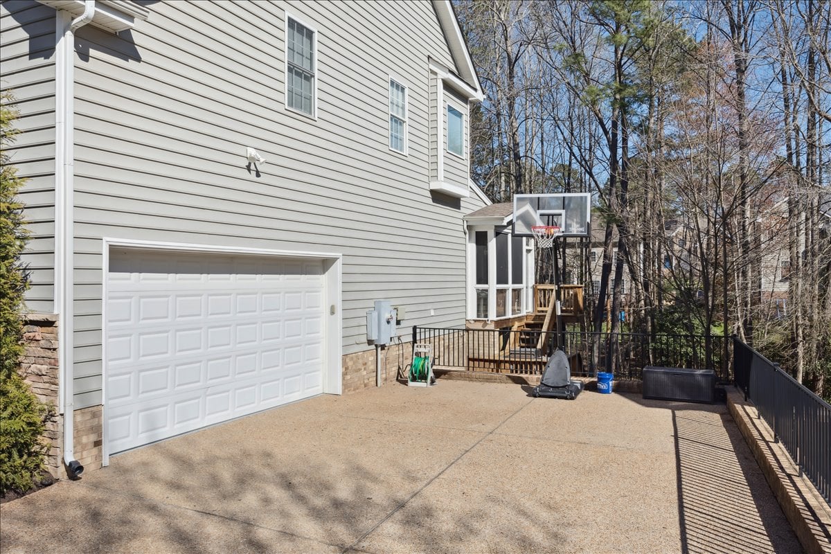 4513 Lake Summer Mews