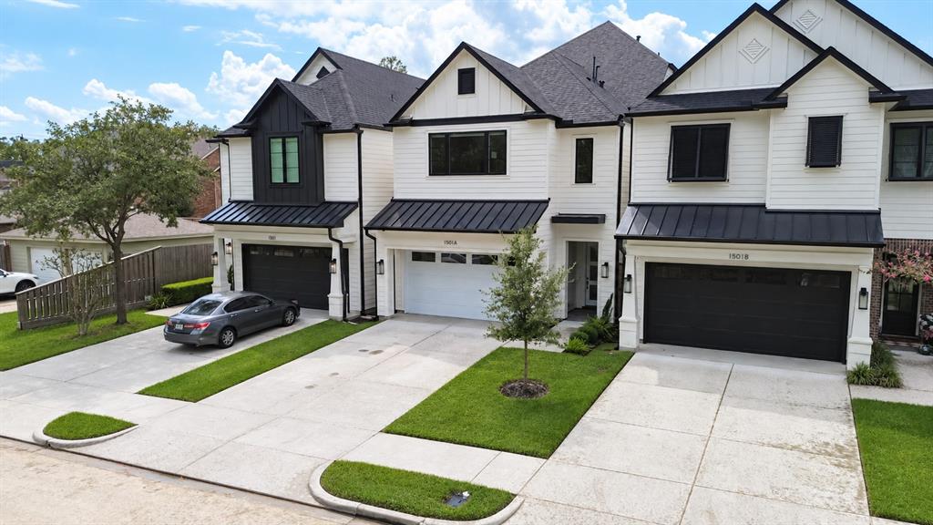 1501 Jacquelyn Drive 