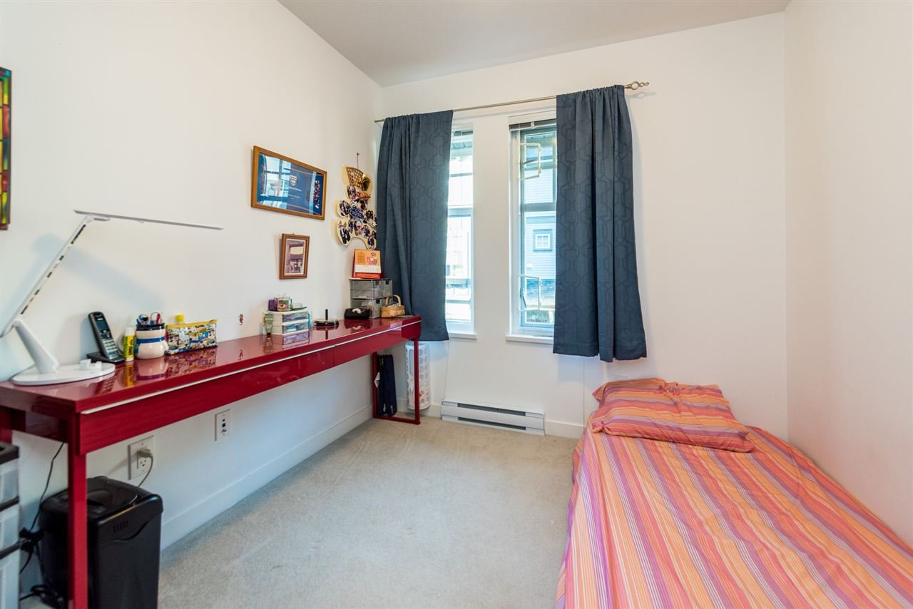 47-1320 Riley St