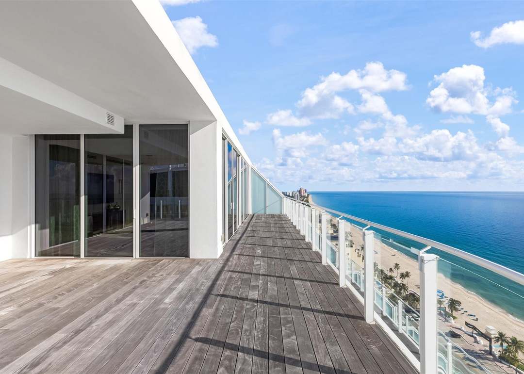 525 N Fort Lauderdale Beach Blvd #2201