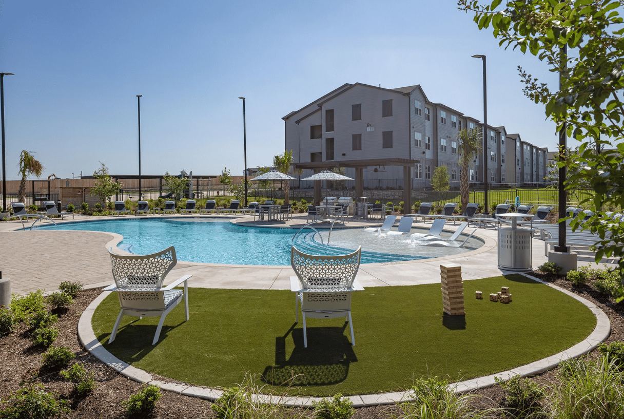 Up to 10 Weeks FREE + up to a $2,000 Gift Card!