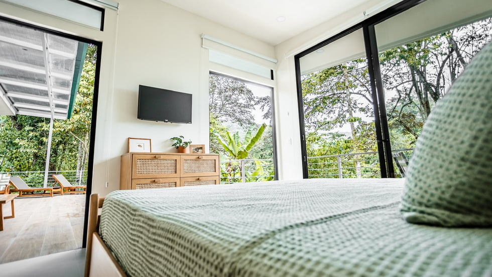 Luxury Riverfront Residence in Playa Dominical Walk to the Beach