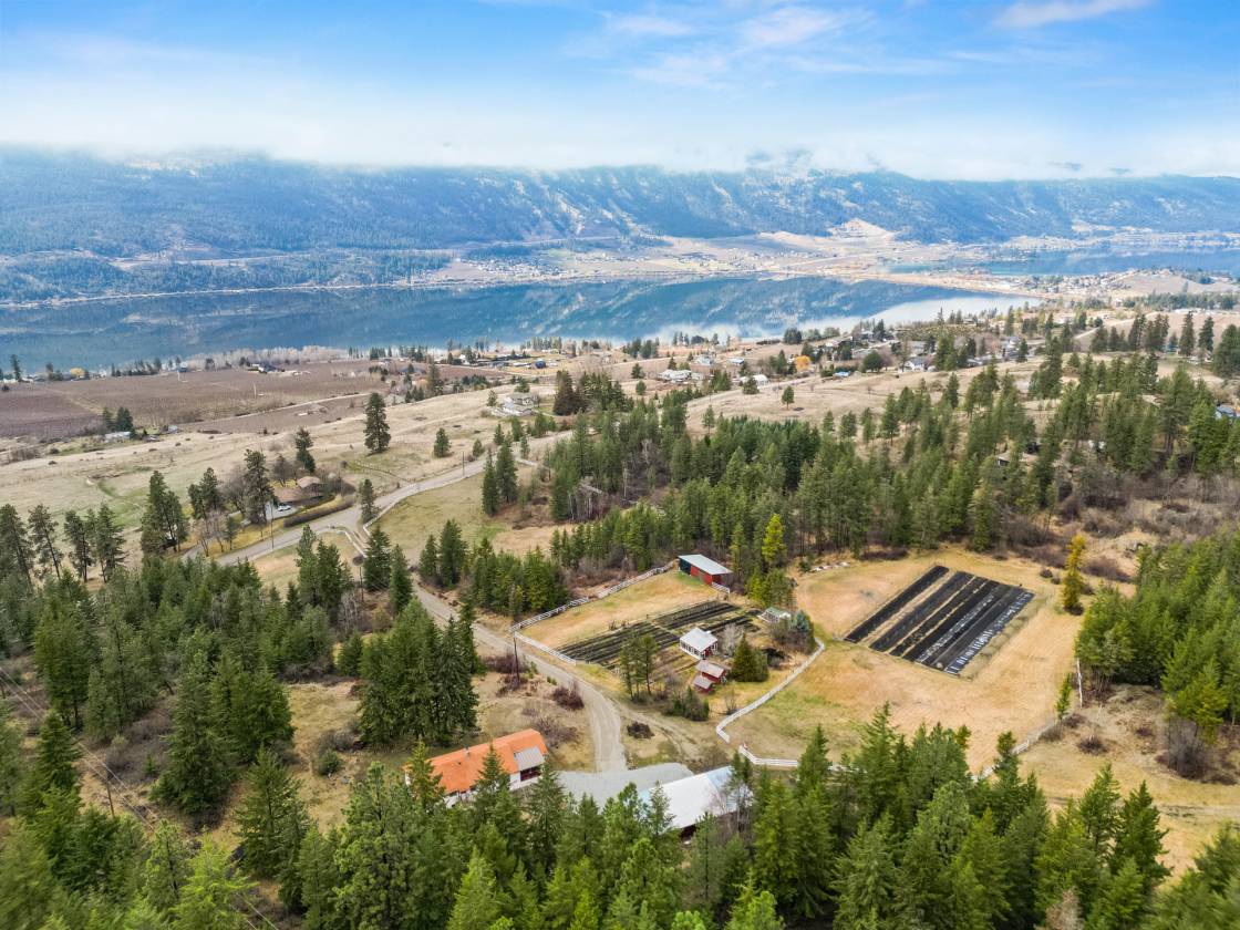 Best Realtor for Acreages in Lake Country