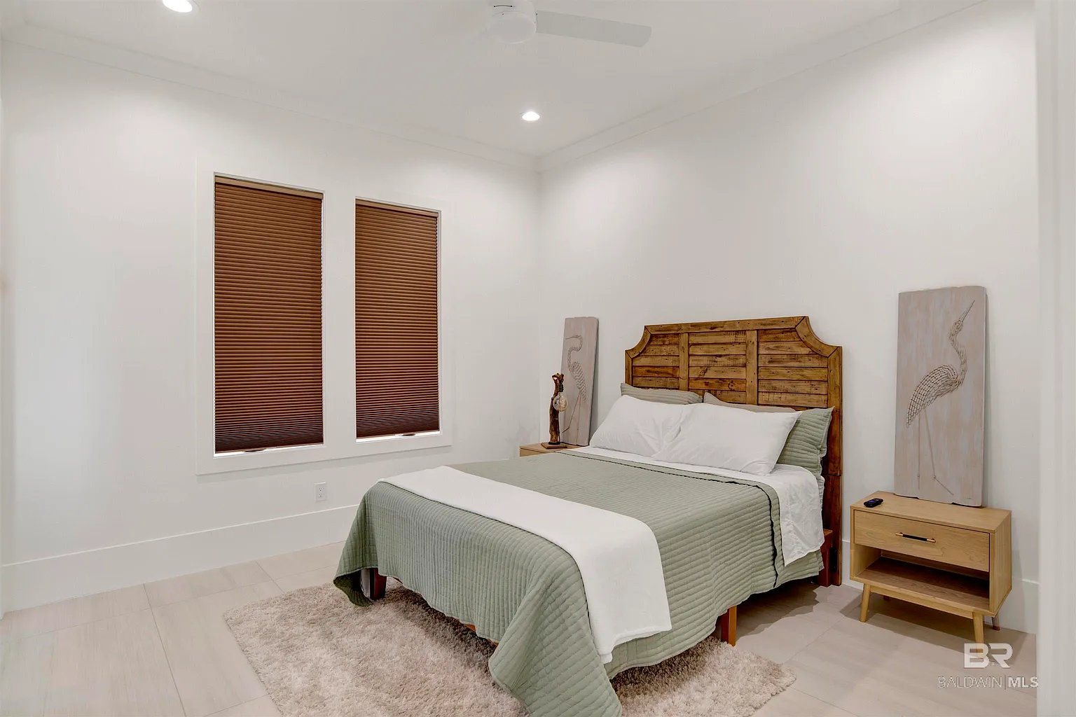873 Inlet Cir