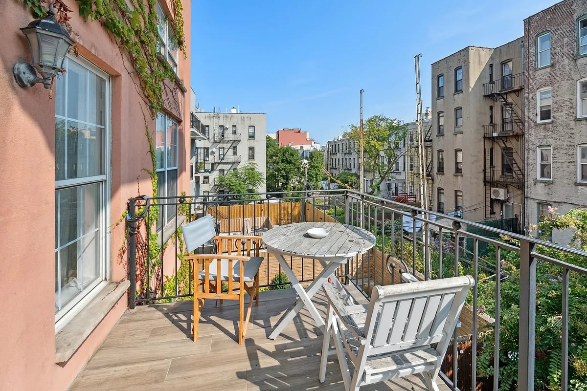 182 Huron Street, #3B