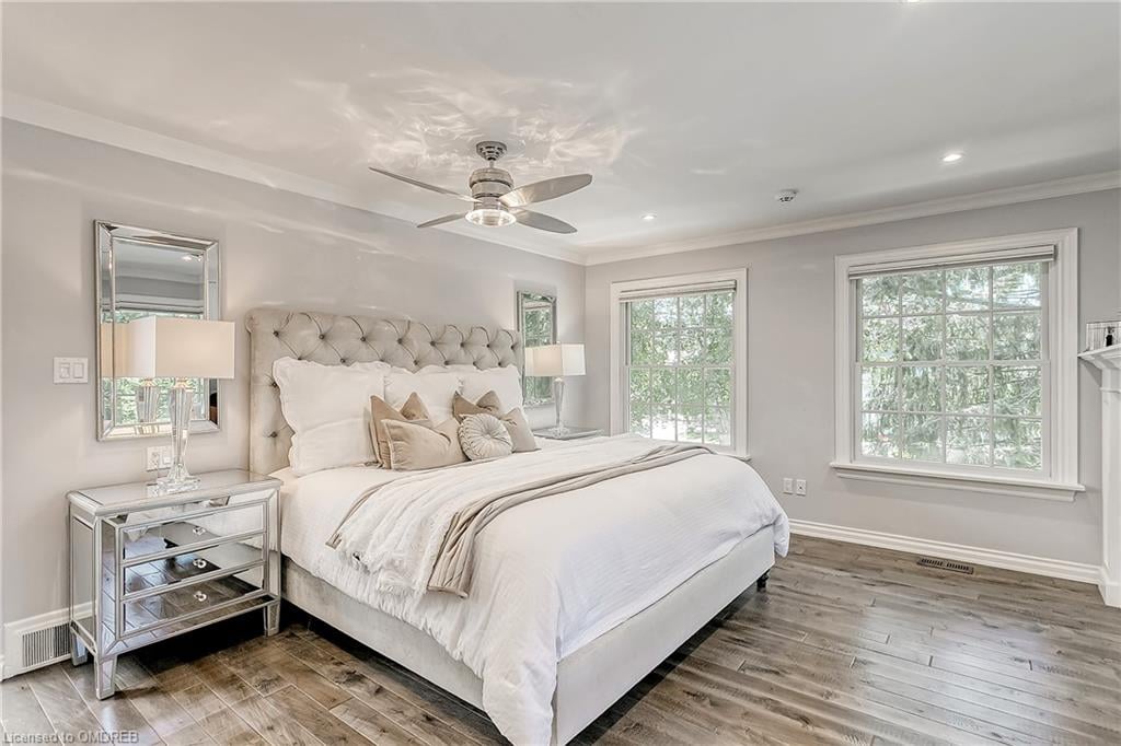 Cambridge Dr Morrison Oakville