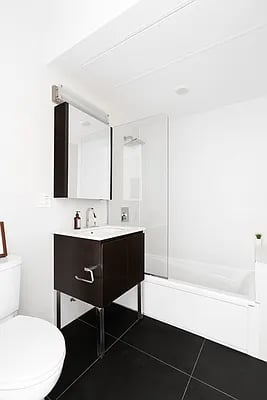 53 Grand Street Unit: 2