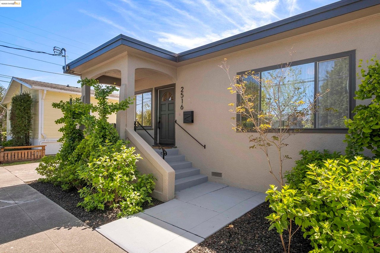 2514-2516 Mathews St