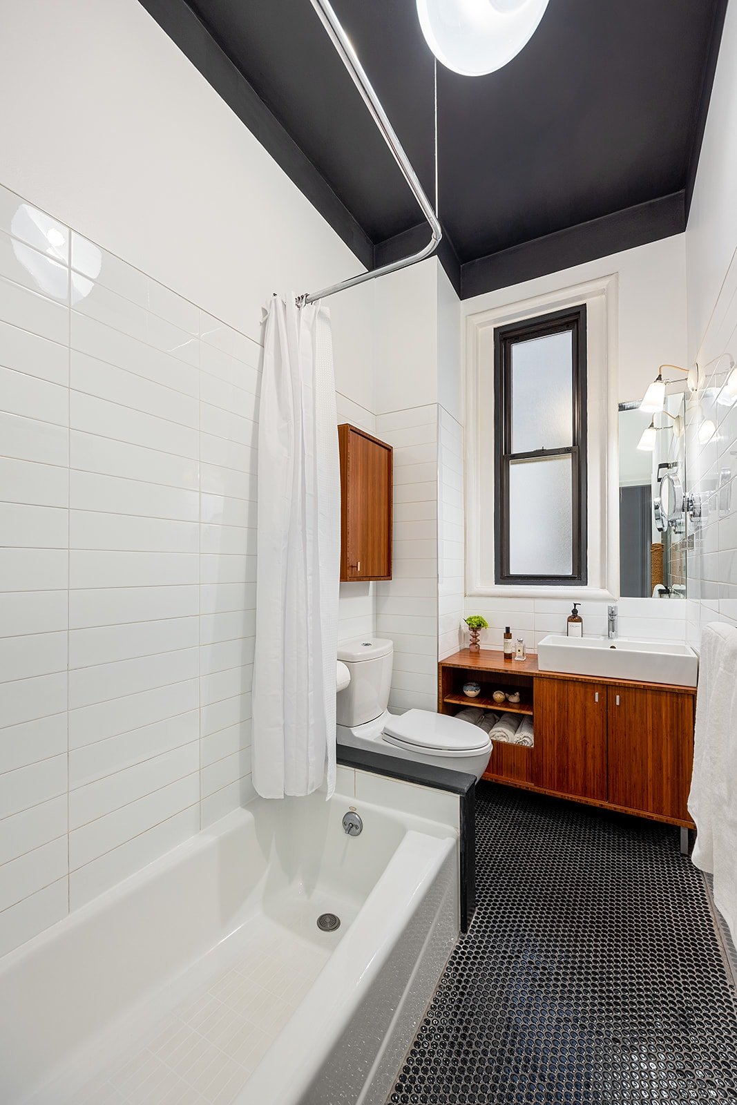 231 West 21st Street Unit 4C