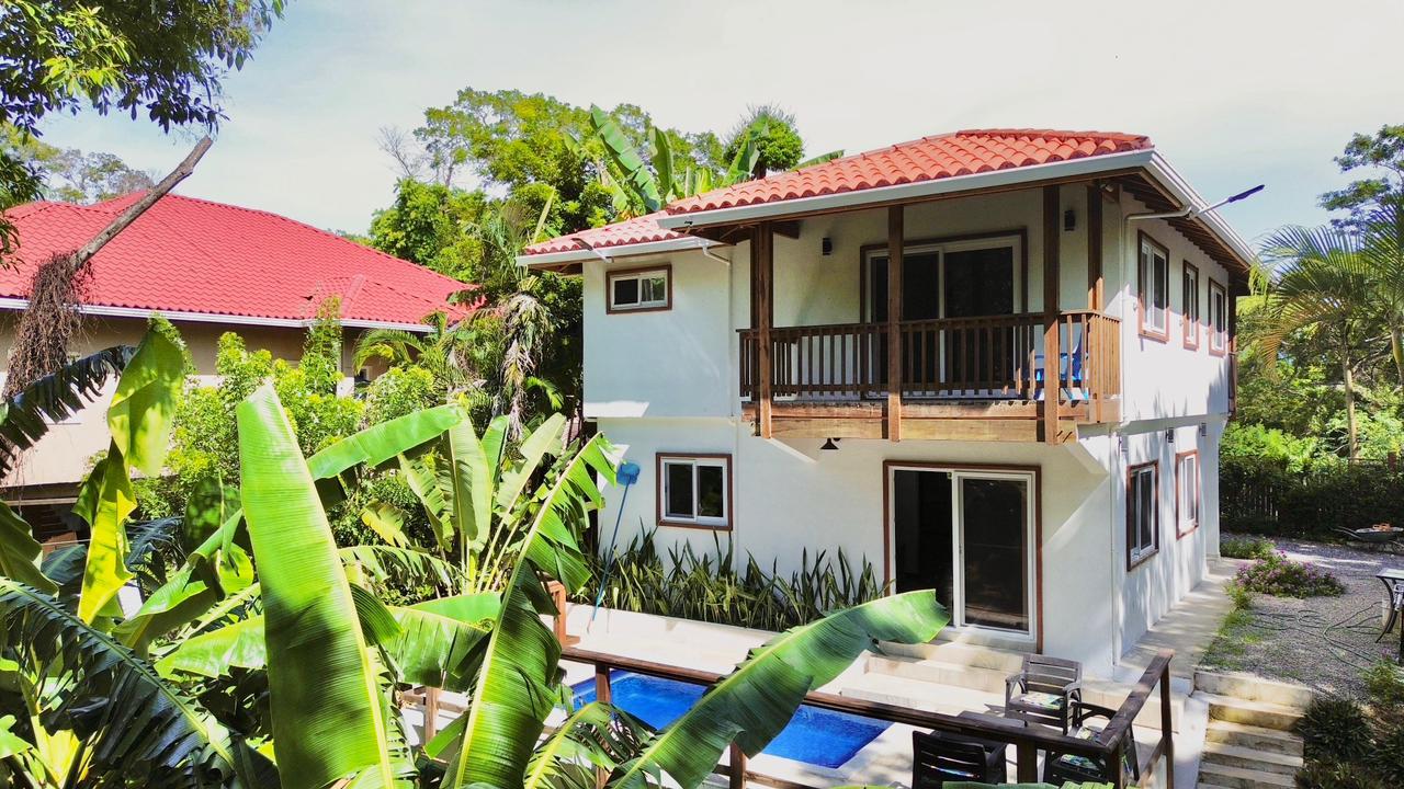 Foster's Rd., West Bay Retreat Villa