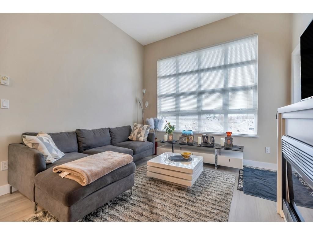6815 188 Street, #410