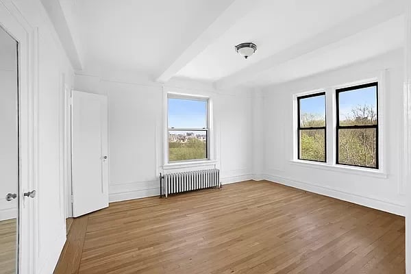 467 Central Park West Unit: 8B