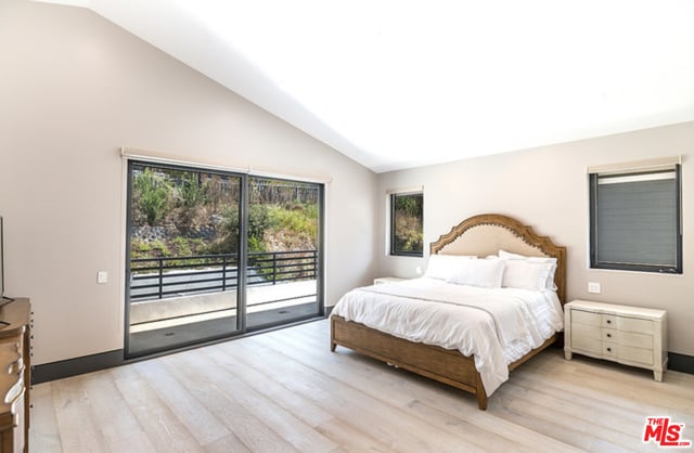 2122 Castle Heights Ave